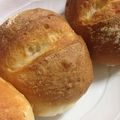 twokasa's cooksnap of when they made 自家製いちご天然酵母の丸パン (^^♪.