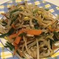 クック6M2GTU☆'s cooksnap of when they made オイスターソースとしょうがの野菜炒め.