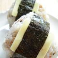 piko-rin's cooksnap of when they made クセになる美味しさ♪チーズおかかおにぎり.