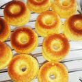 めいあいママ's cooksnap of when they made 生クリームで作る♪ふわふわ焼きドーナッツ.