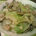 beruhime's cooksnap of when they made あさりとキャベツのバター酒蒸し♡.