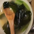 お気楽な嫁。's cooksnap of when they made 基礎基本味噌汁の作り方.