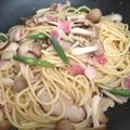 nakaak's cooksnap of when they made うま味絶品♪きのことベーコンの和風パスタ.