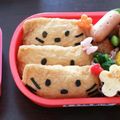 ゆいなあいりママ's cooksnap of when they made キティちゃんいなり寿司（デコ寿司.