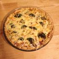 Harukyte's cooksnap of when they made 簡単☆ほうれん草とベーコンのキッシュ.