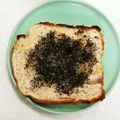 Elly’s's cooksnap of when they made シンプルトースト★ごまマヨ.