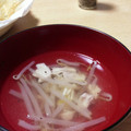 ririiichan's cooksnap of when they made 簡単◆塩麹のササミともやしスープ◆.