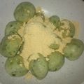 vivivi163's cooksnap of when they made 簡単☆よもぎ団子.