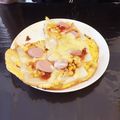 まぶいちゃん's cooksnap of when they made 中村さんちのフライパン餅ピザ.