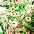 kuma212's cooksnap of when they made かぶの葉とちくわとハムの炒め.
