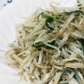 ﾌﾞｰｼｬﾄﾞｳ's cooksnap of when they made もやしとにらの炒め物.