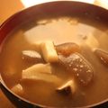 BiwacoJune's cooksnap of when they made コリコリ食感！しめじと蒟蒻の味噌汁.
