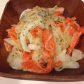 ぴろろん86's cooksnap of when they made 簡単♪厚切りサーモンと新玉ねぎのマリネ.