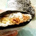 椋かぁちゃん's cooksnap of when they made 【おにぎらず】肉みそときゃべつ.