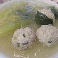 HMCみーこりん's cooksnap of when they made 青梗菜と春雨の鶏団子スープ.