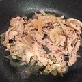 uriuri24's cooksnap of when they made 簡単☆豚肉と玉ねぎの生姜焼き.