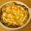hiroriiiin's cooksnap of when they made ポテト&ウインナーのマヨチーズ焼き.