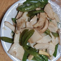 BuUchaN☆'s cooksnap of when they made 筍とさやえんどうのバター醤油炒め.