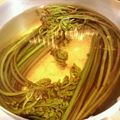 ★唄姫★'s cooksnap of when they made わらびのアク抜き.
