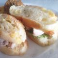 函館元町自炊男子！'s cooksnap of when they made コストコ・ロテサリーチキンのサンドイッチ.