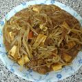 kuishinboUSA's cooksnap of when they made 残ったカレーdeもやしカレー.