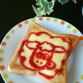 まなげ★'s cooksnap of when they made ２０１１年お正月に♡うさぎさんトースト.