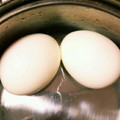 ピチョミ's cooksnap of when they made ゆで卵の簡単殻むき方法.
