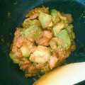 4ur1's cooksnap of when they made えびとアボカドのカレー炒め.