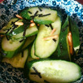 もも緑茶's cooksnap of when they made お茶漬けの素で！速攻胡瓜の浅漬け.