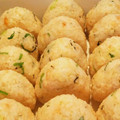 食いしんboys's cooksnap of when they made 何も無い時は　白だしde炊き込みご飯.