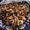 えりんぎぴーまん's cooksnap of when they made ランチに！　豚肉　油揚げの　焼きうどん！.