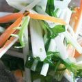 ♪クムクム♪'s cooksnap of when they made チーズがアクセント☆水菜と人参のサラダ.