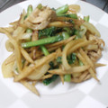 べるり's cooksnap of when they made 小松菜とごぼうのカレーみそ炒め.