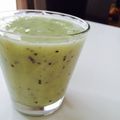 mthrk's cooksnap of when they made バナナとキウイのスムージー.