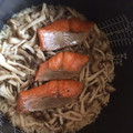 むうくん's cooksnap of when they made 炊飯器で♪きのこと鮭のおこわ.