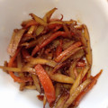KV62's cooksnap of when they made じゃがいもとにんじんの皮のきんぴら.