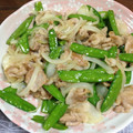 あっちゃんママ's cooksnap of when they made 豚肉と新玉と絹さやの中華風炒め♡.