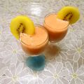 ＠迷子＠'s cooksnap of when they made いちごとキウイの♫春色スムージー.