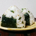 まやしゅうまま's cooksnap of when they made ごま油としらすと大葉とゴマのおにぎり♪.