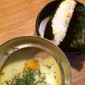 あぐうあ's cooksnap of when they made 卵とカニカマおにぎらず.