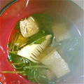 まおたろう1's cooksnap of when they made 筍とわかめと卵豆腐のお吸い物.