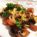 Yukanonkun's cooksnap of when they made なすとトマトのソーセージチーズ炒め.