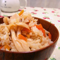 Honey-Bean's cooksnap of when they made めんつゆで☆簡単きのこの炊き込みごはん.
