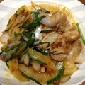 norimotok's cooksnap of when they made 豚うすぎり肉と新玉ねぎのケチャップ炒め♫.