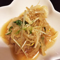 tomy38's cooksnap of when they made 新玉ねぎ　かいわれ　もやしの　簡単サラダ.