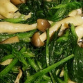 nonnnonon's cooksnap of when they made ほうれんそうとシメジのバターしょうゆ炒め.