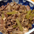 幸◯妻（◉ω◉✳︎）'s cooksnap of when they made 旬の食材♪ふきと豚肉、舞茸の甘辛煮.