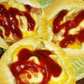 キャサリンみきこ's cooksnap of when they made 超簡単！！余ったぎょうざの皮ピザ.