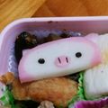 たまペコ's cooksnap of when they made 【キャラ弁】かまぼこでブタさん弁当.