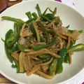 manamicha's cooksnap of when they made 簡単！早い！彼も満足のチンジャオロース♪.